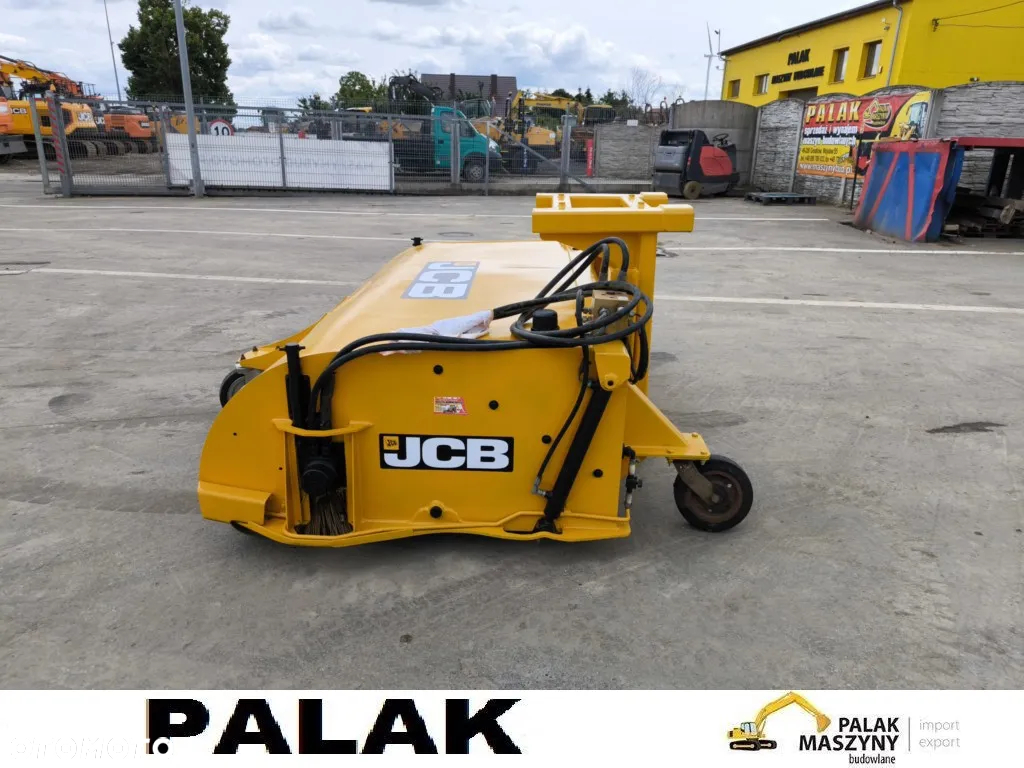 JCB Zamiatarka JCB SC 210, 2011 rok /3cx /4cx - 3