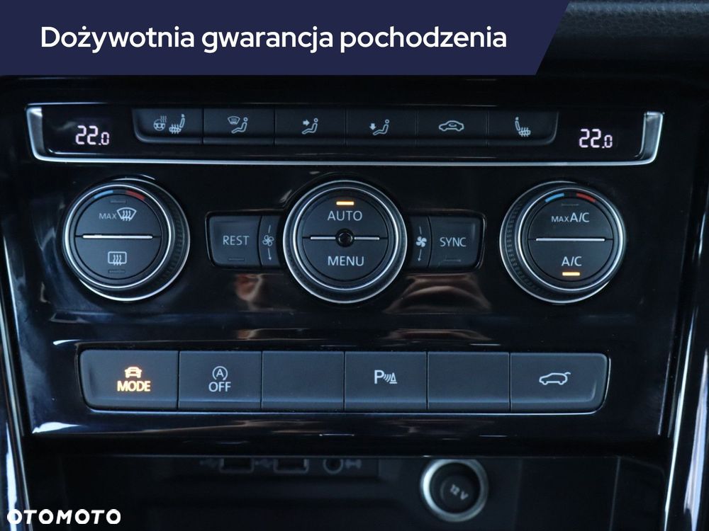Volkswagen Touran - 21