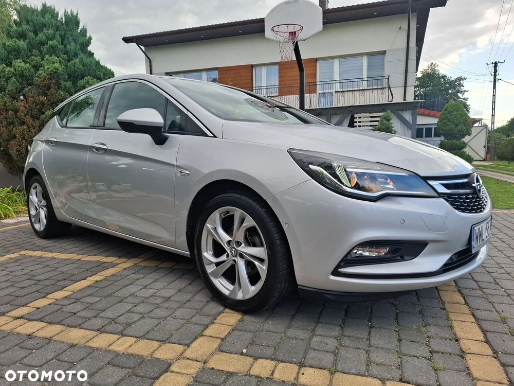 Opel Astra 1.4 Turbo Edition - 11