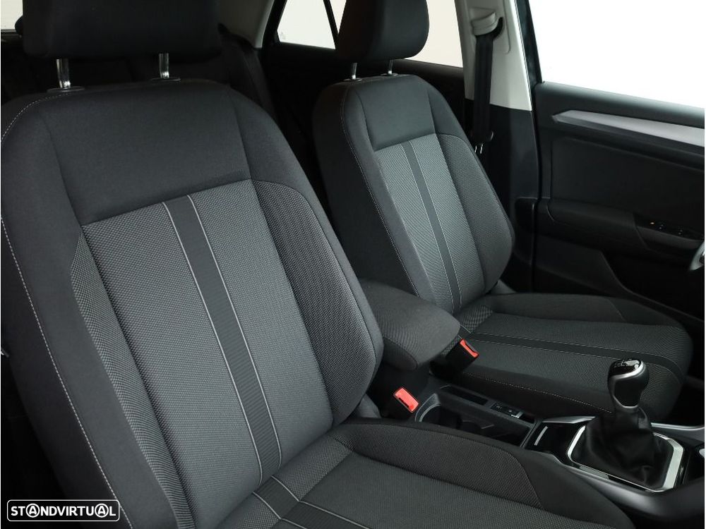 VW T-Roc 1.0 TSI Urban - 11