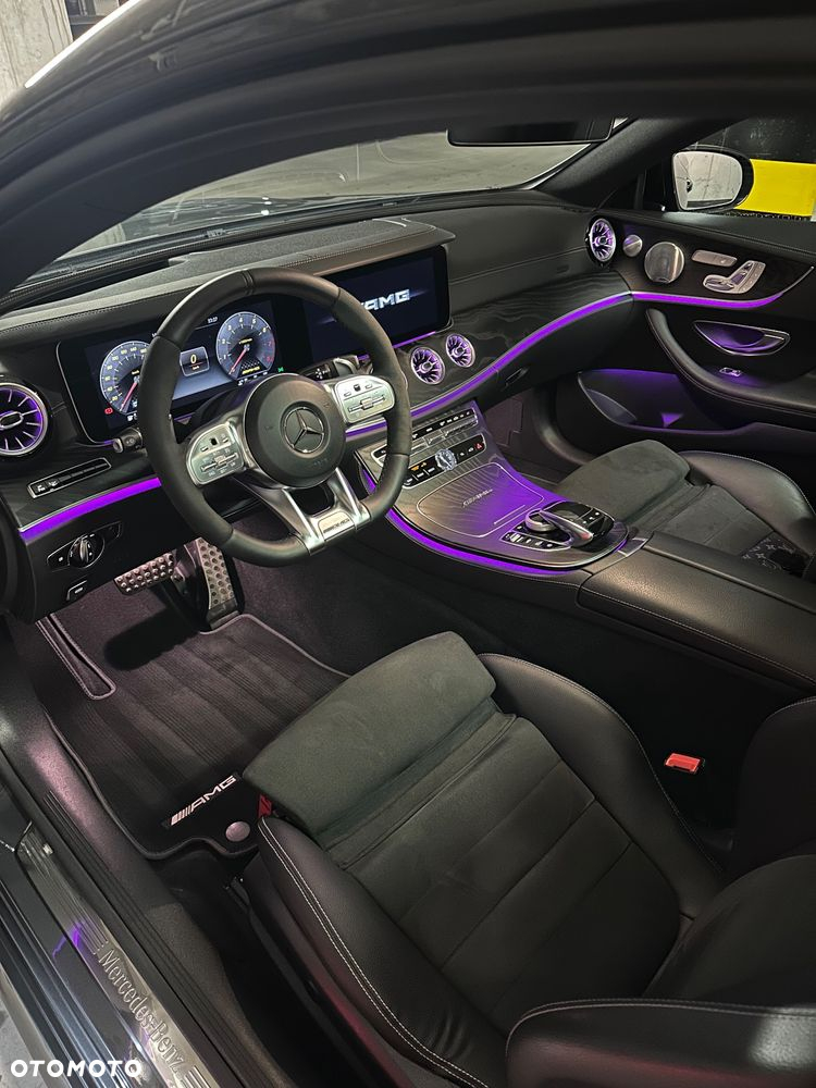 Mercedes-Benz Klasa E 300 Coupe 9G-TRONIC - 8