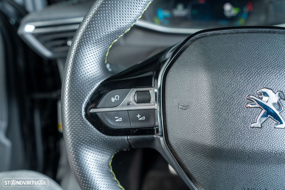 Peugeot e-2008 50 kWh GT Pack - 21