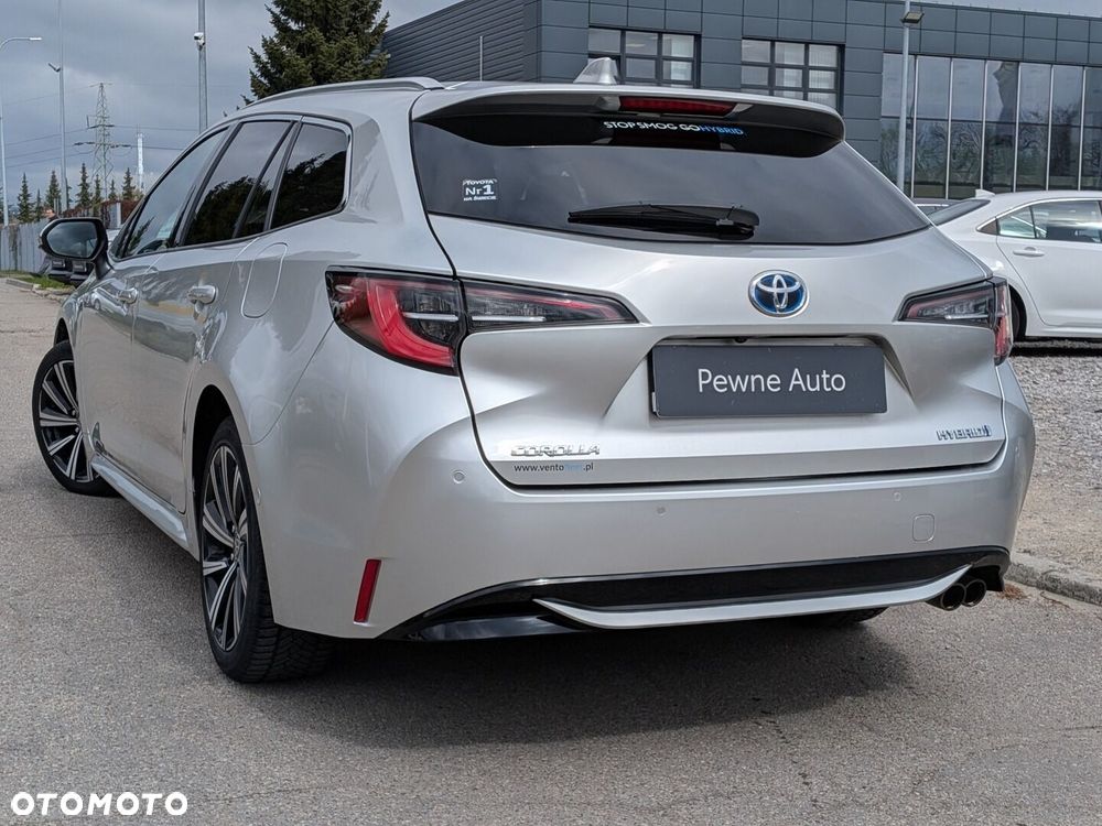 Toyota Corolla 2.0 Hybrid Comfort - 23
