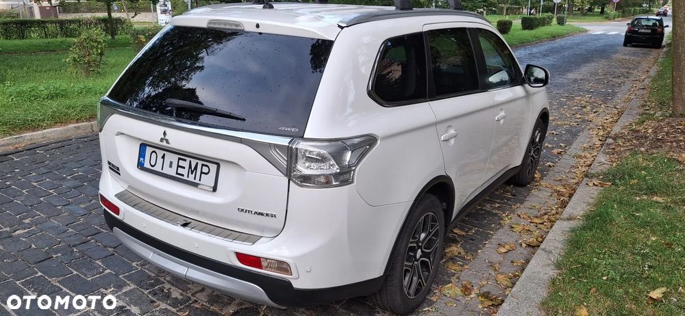 Mitsubishi Outlander - 6