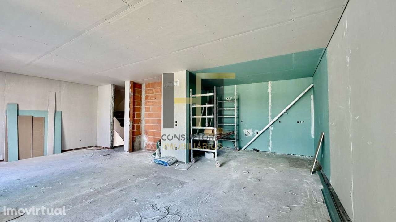 Moradia T3 | Suíte | Logradouro exterior | Varandas | Folgosa – Mai - Grande imagem: 5/41