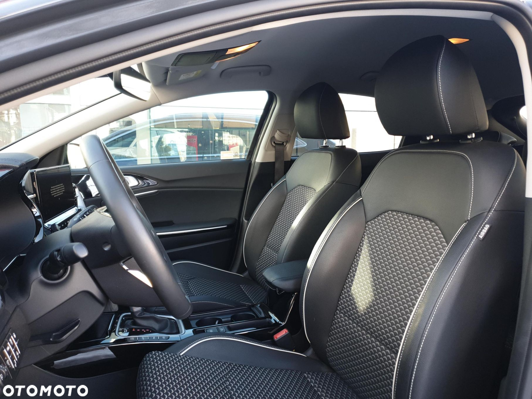 Kia XCeed 1.6 GDI PHEV Business Line DCT - 4
