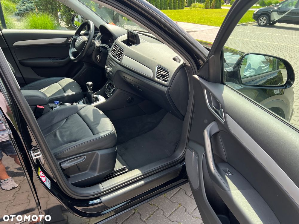 Audi Q3 1.4 TFSI Design - 12