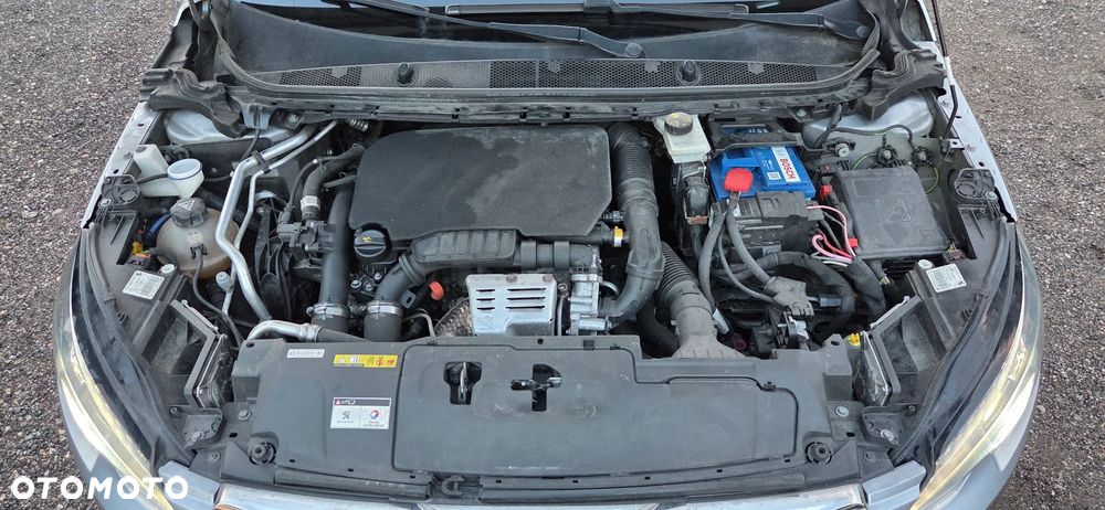 Peugeot 308 - 16