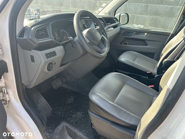 Volkswagen Transporter - 4
