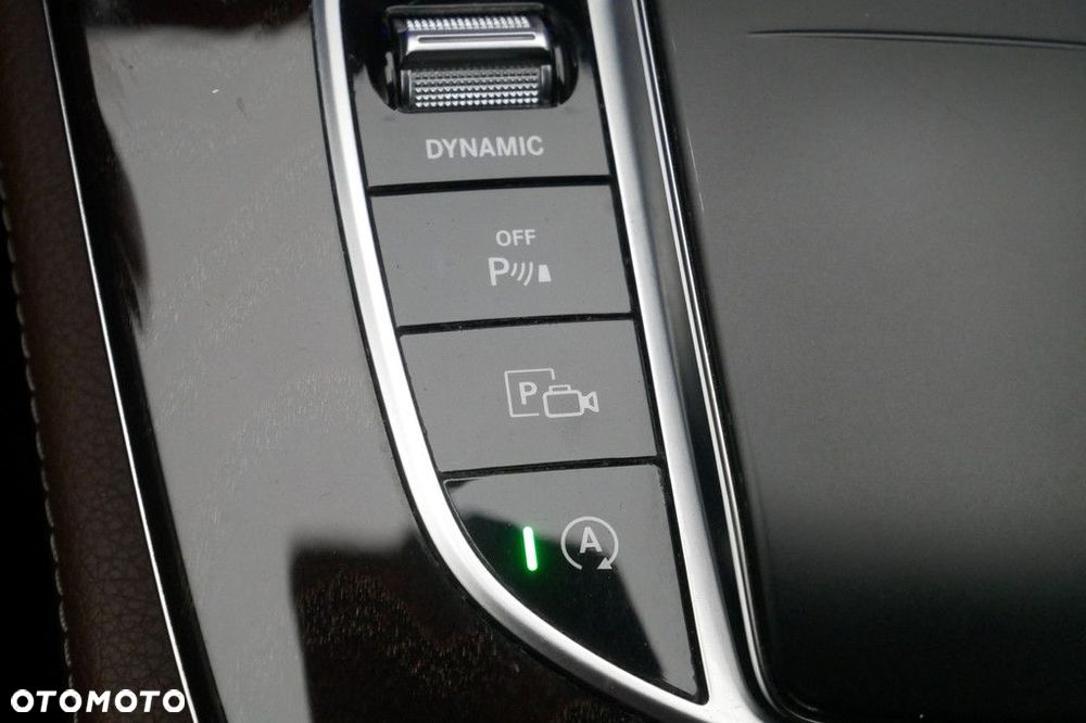 Mercedes-Benz Klasa E - 19