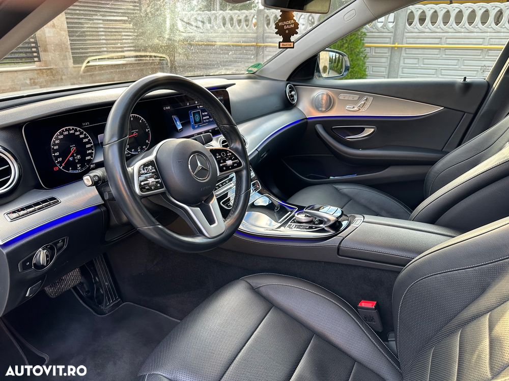 Mercedes-Benz E 220 d 4MATIC Aut. - 13