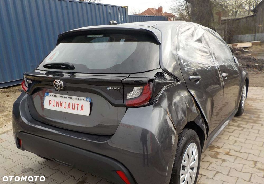 Toyota Yaris - 15