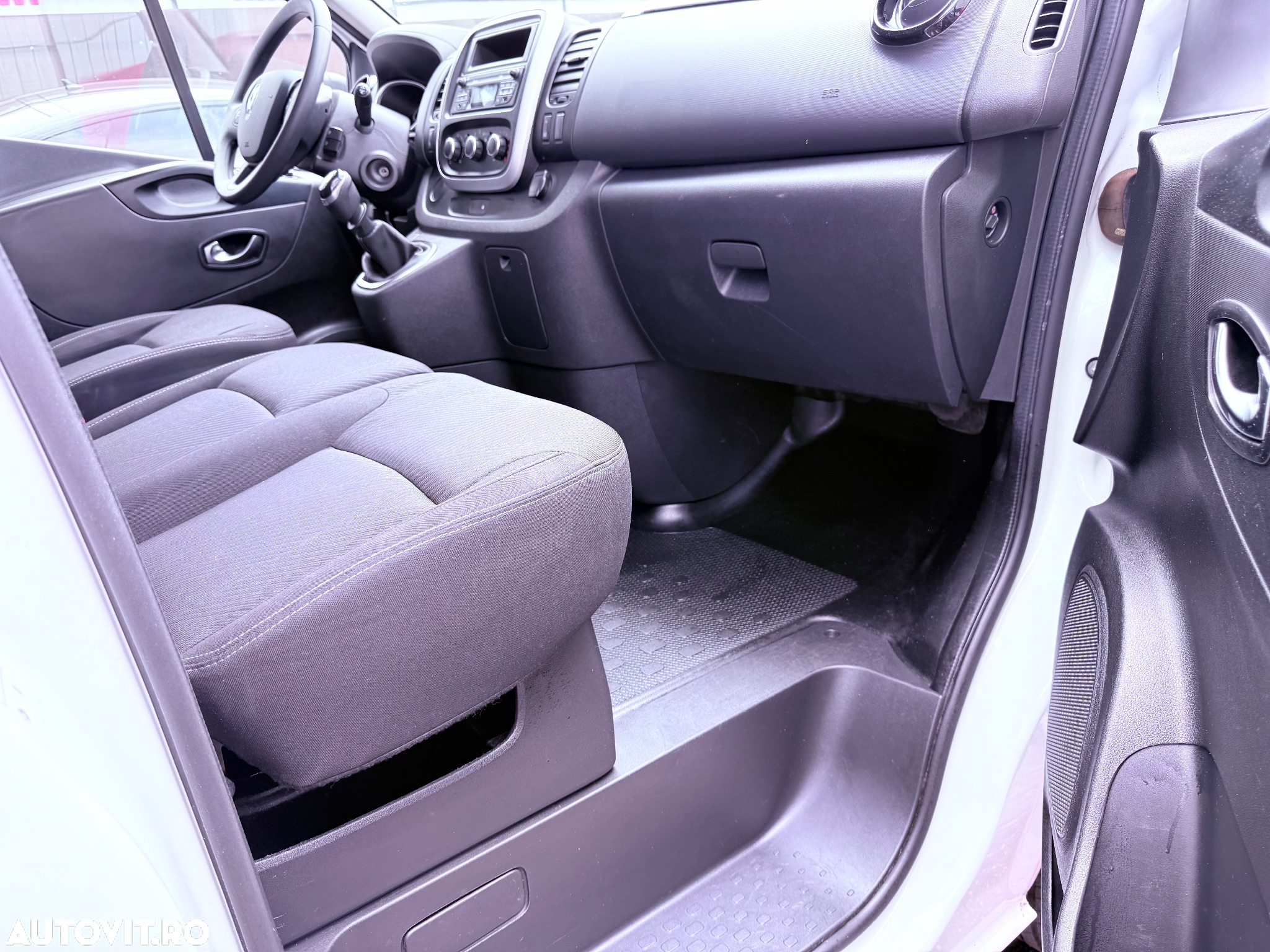 Renault Trafic ENERGY dCi 120 L2H1 3.0t Komfort - 21