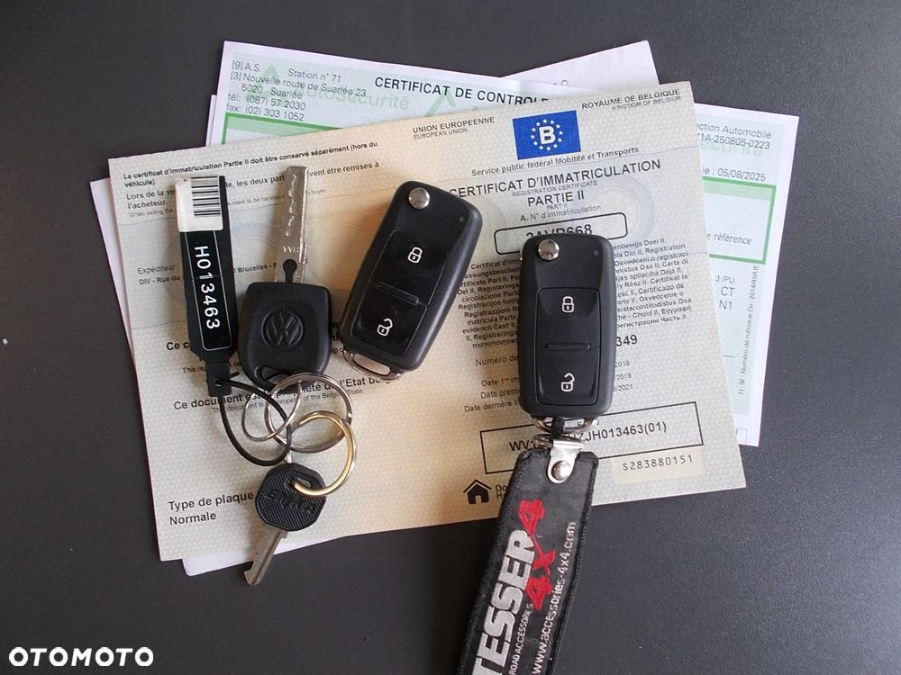 Volkswagen Amarok - 28