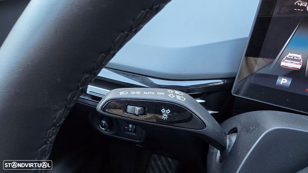 MG MG4 64 kWh Luxury - 14