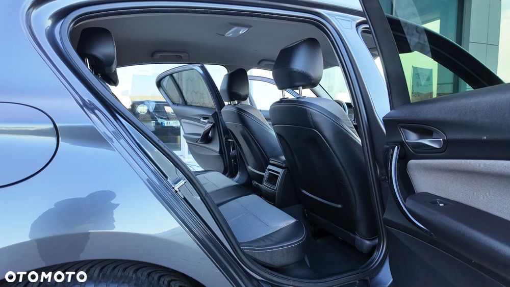 BMW Seria 1 116d EfficientDynamics Urban Line - 26