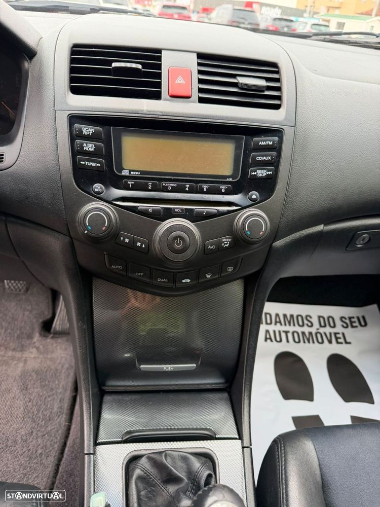 Honda Accord 2.0 Sport - 25