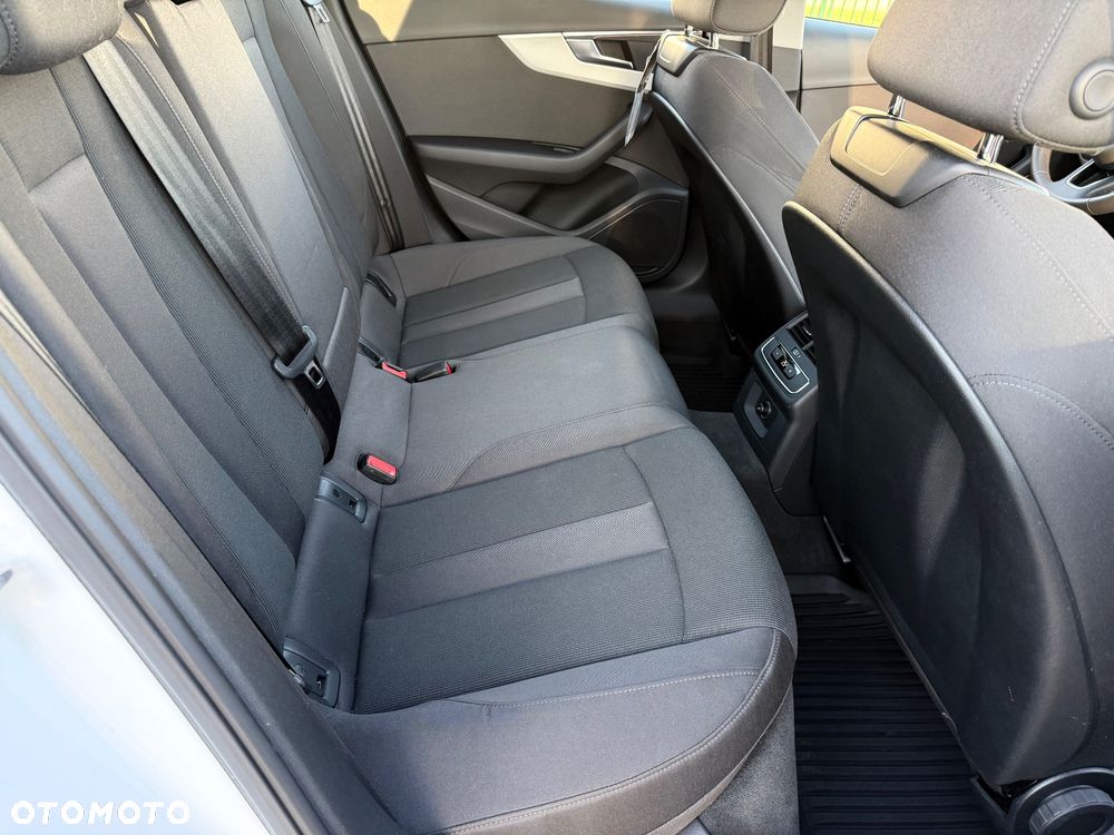 Audi A4 Allroad - 28