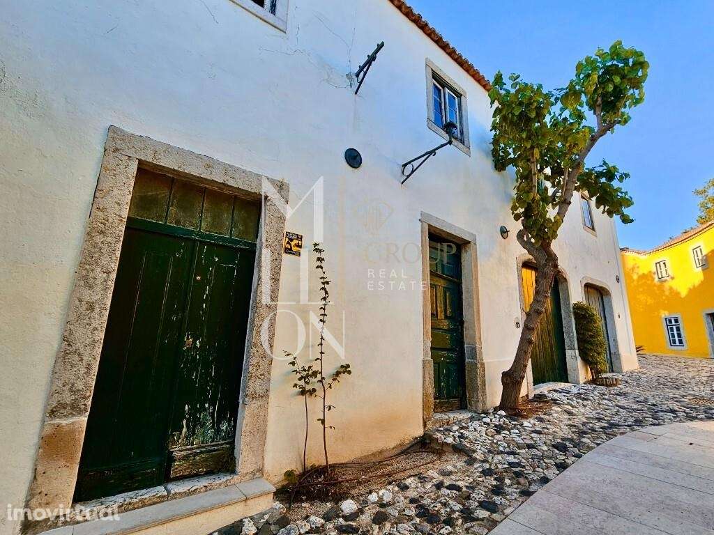 Moradia à venda, a poucos metros do mar, no centro histórico de Paço d - Grande imagem: 3/33