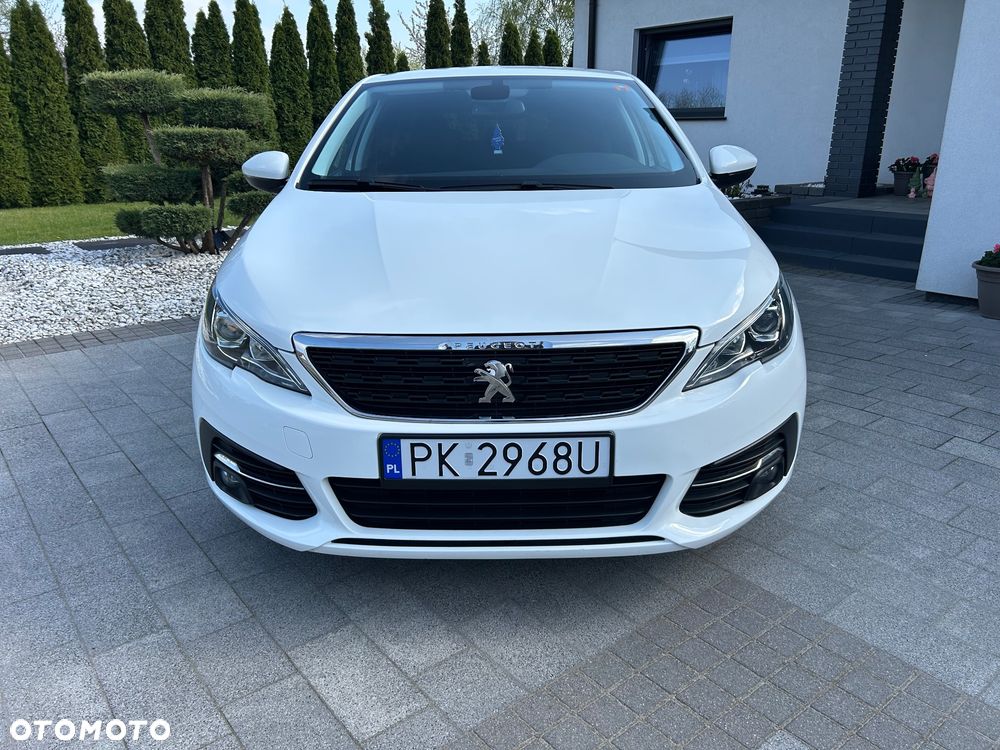 Peugeot 308 2021 photo 2