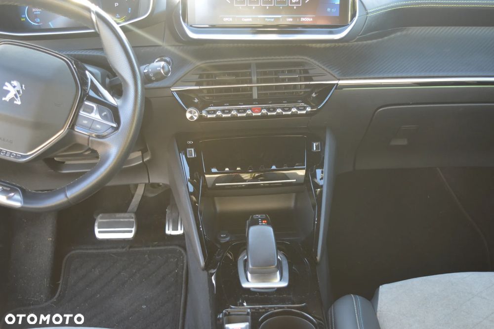 Peugeot 208 e-208 GT Line - 10