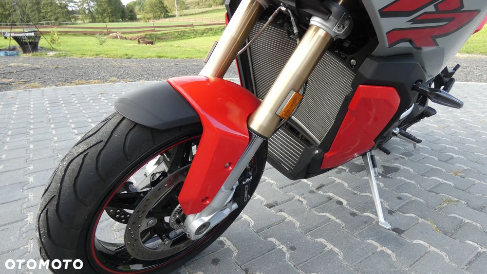 BMW XR - 19