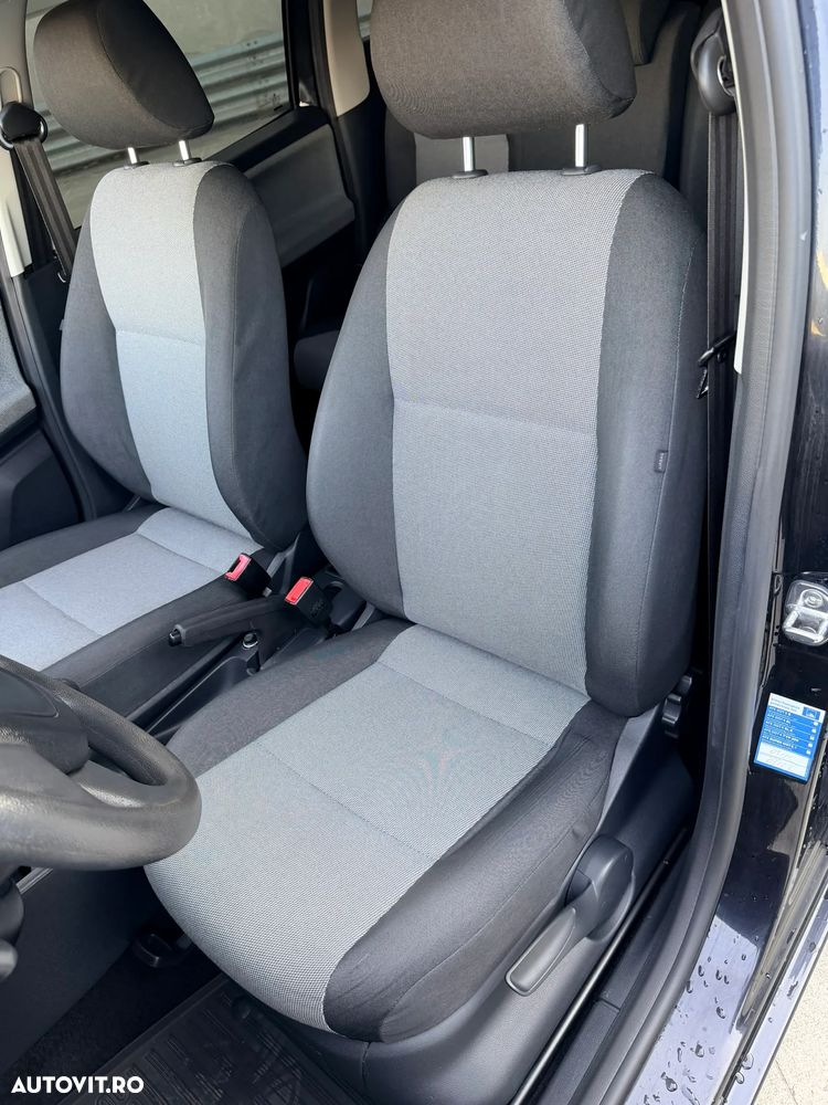 Skoda Roomster 1.2 HTP Ambition - 17