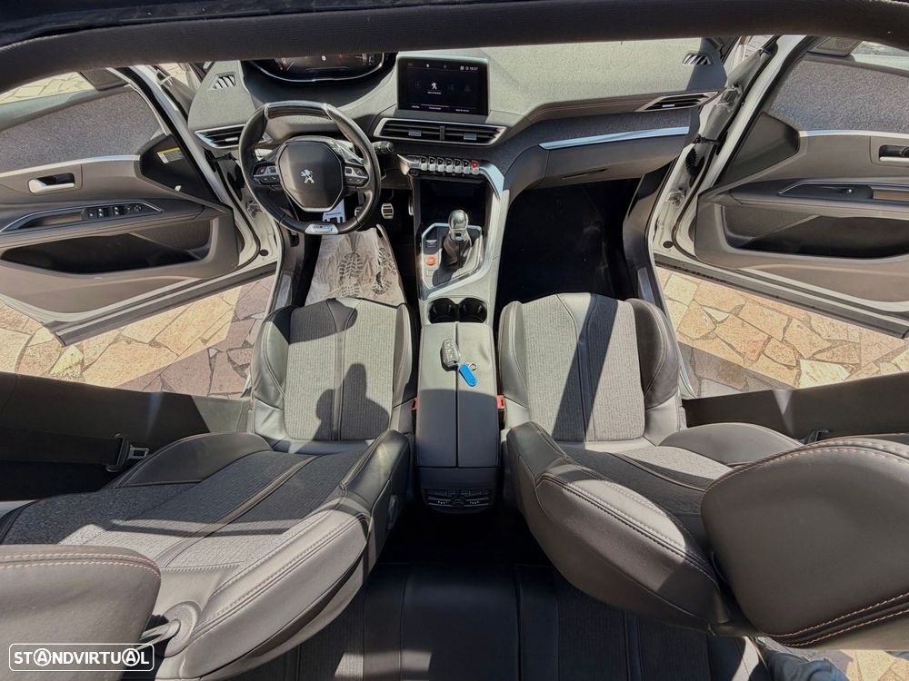 Peugeot 3008 1.2 PureTech GT Line - 50