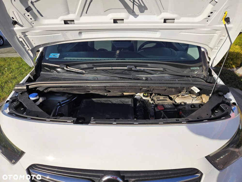 Opel Combo 1.2BENZ 110KM VAN - 18