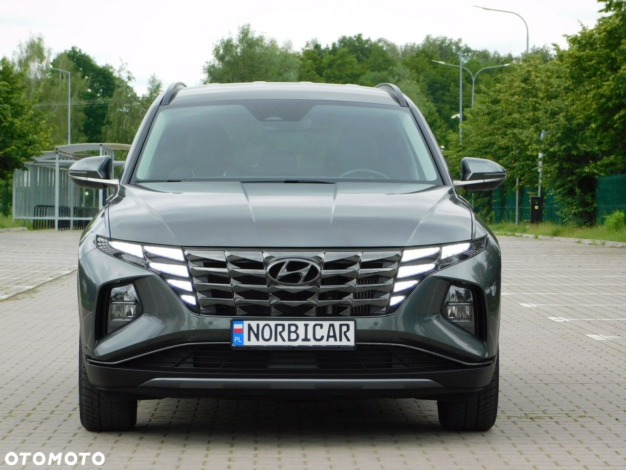 Hyundai Tucson - 2