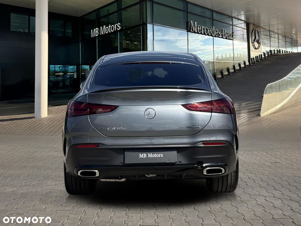 Mercedes-Benz GLE - 10