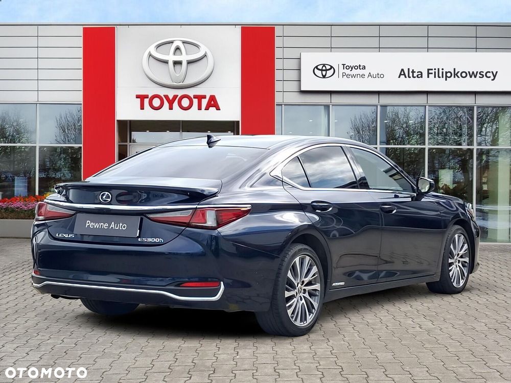 Lexus ES 300h Business Edition - 2