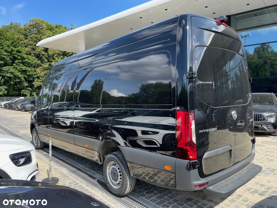 Mercedes-Benz Sprinter - 6