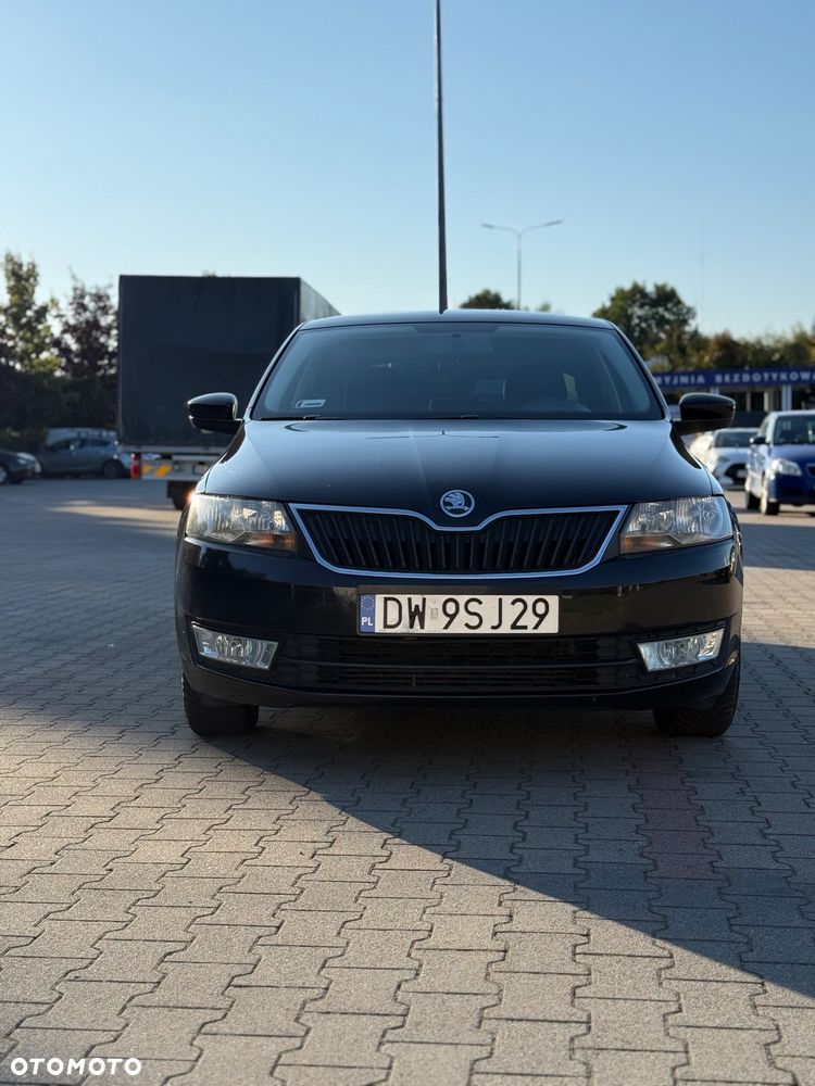 Skoda RAPID 1.6 TDI DPF Elegance - 2