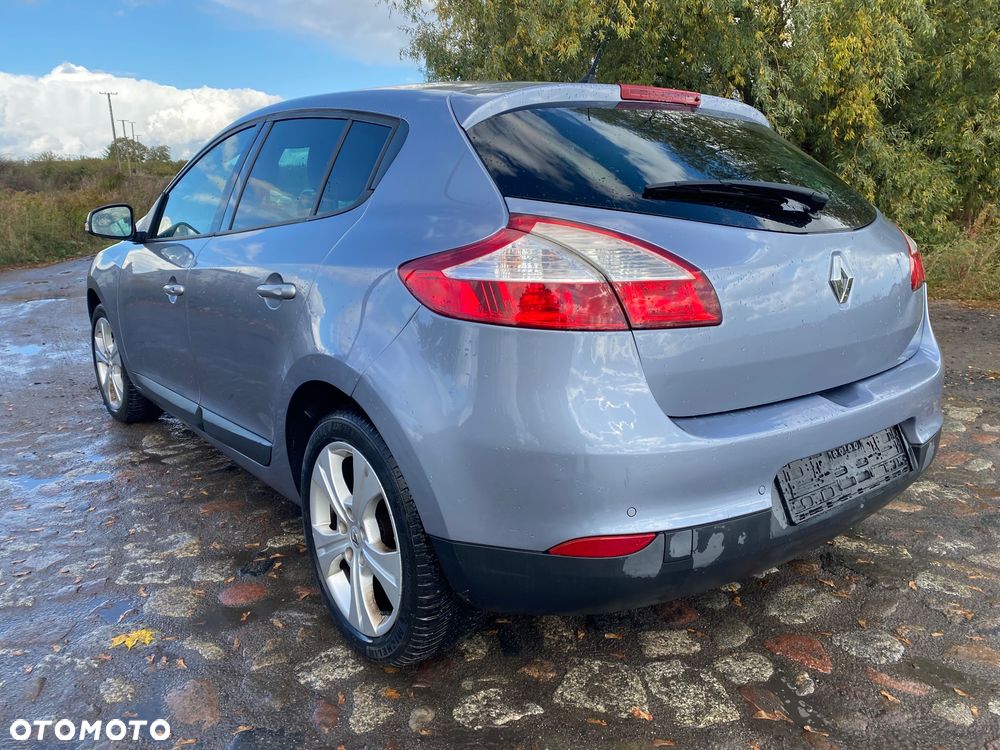 Renault Megane 1.6 16V 110 Dynamique - 21