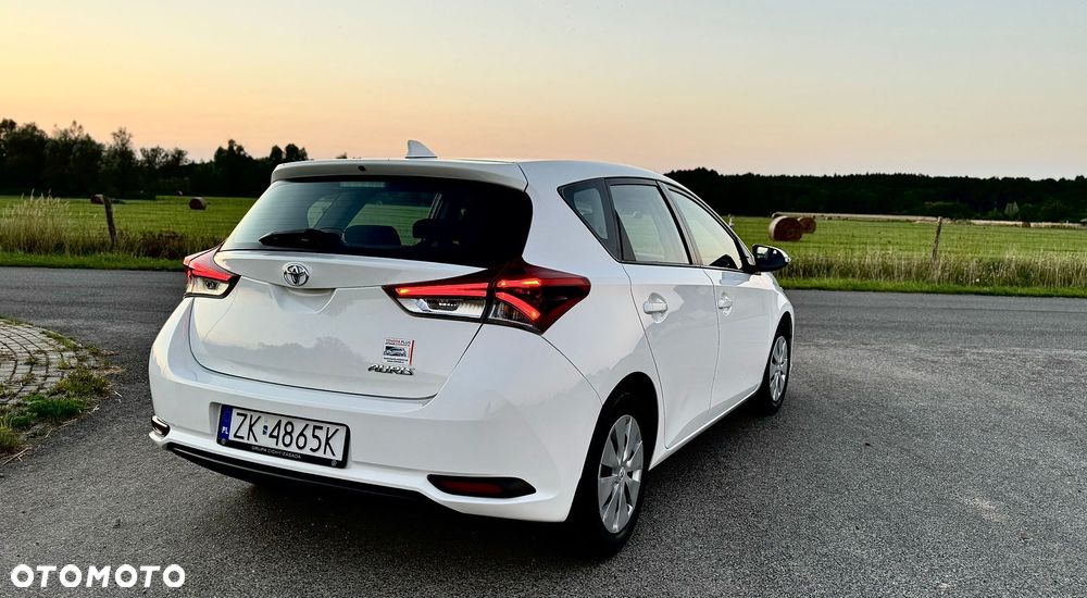 Toyota Auris 1.33 VVT-i Comfort - 3