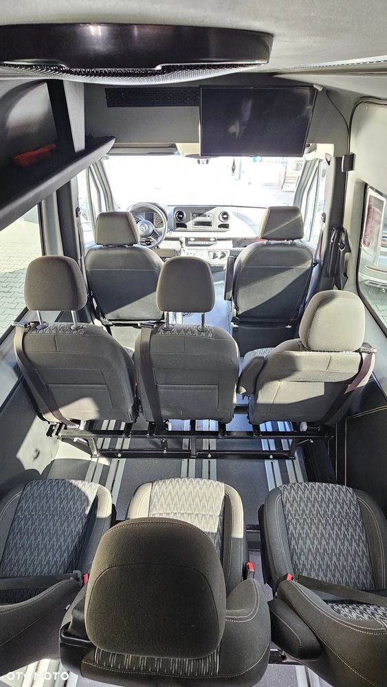 Mercedes-Benz Sprinter 907.255 - 8