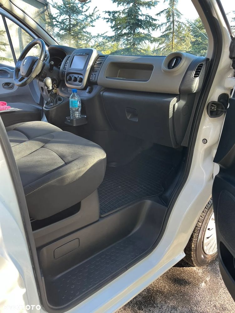 Renault TRAFIC - 9