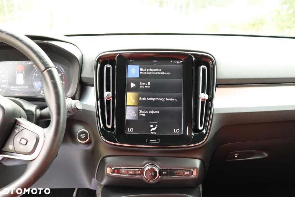 Volvo XC 40 T5 AWD Momentum - 23