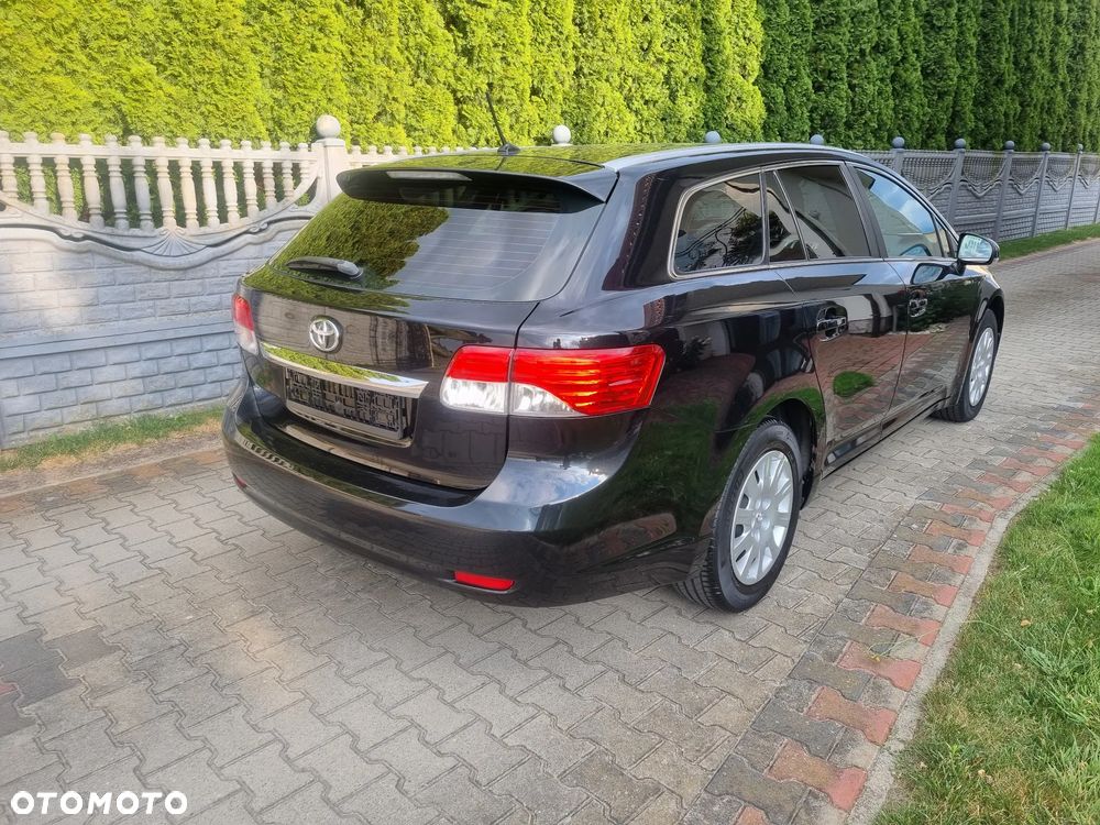 Toyota Avensis 1.8 Business Edition - 10