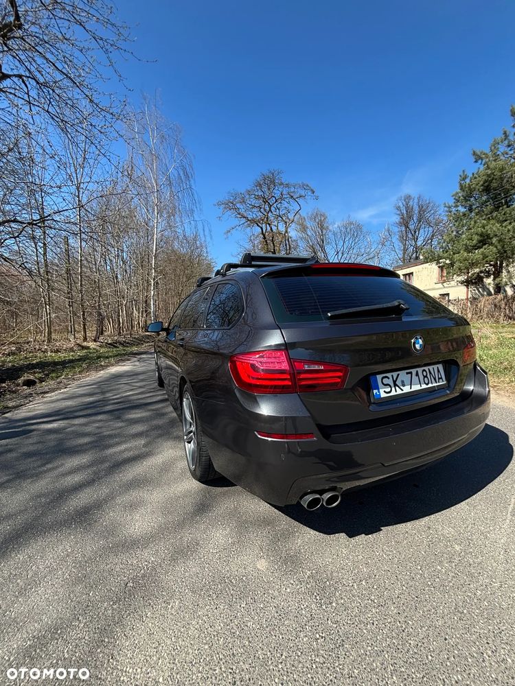 BMW Seria 5 520d xDrive - 10