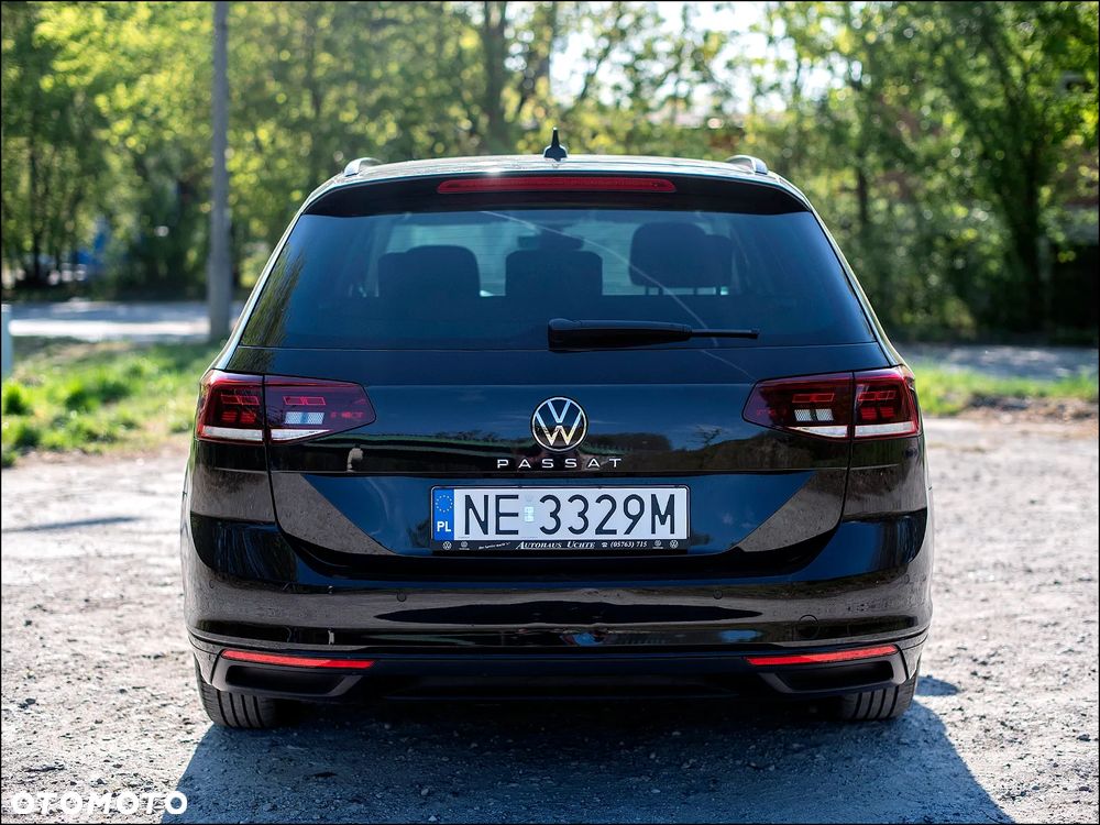 Volkswagen Passat - 4