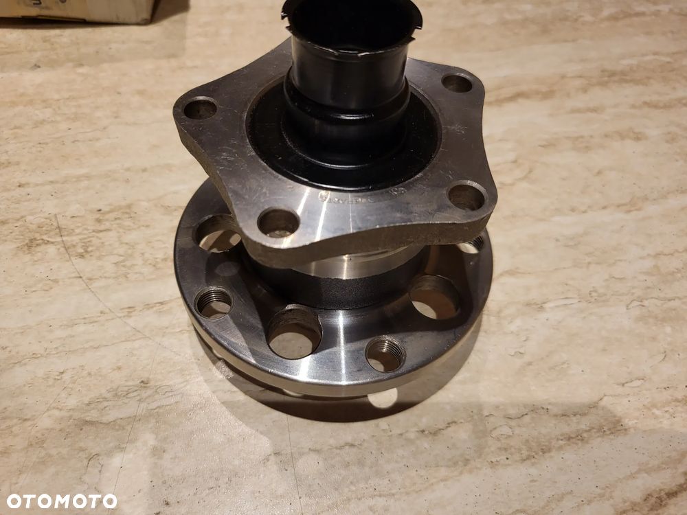 ŁOŻYSKO KOŁA TYŁ AUDI A6 C4, A6 C5; SKODA SUPERB I; VW PASSAT B5, PASSAT B5.5, SANTANA 1.6-3.0 02.93-03.08 OD NR. CH.3BV000001 (z piastą) - 4