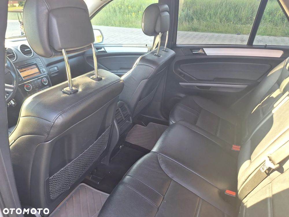 Mercedes-Benz ML - 20