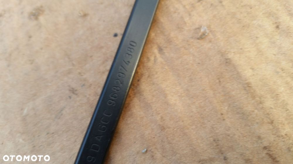 ramię wycieraczki lewe berlingo partner 9682974380 - 4