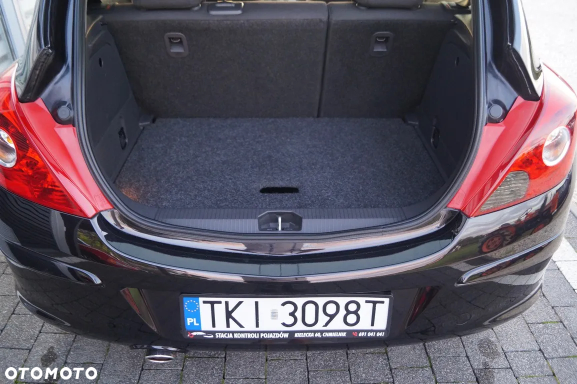 Opel Corsa 1.2 Essentia - 26