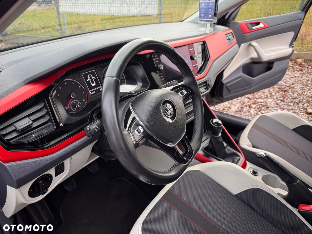 Volkswagen Polo - 24