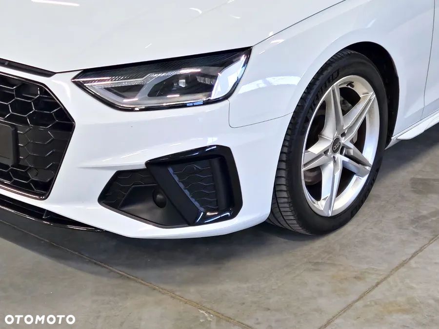 Audi A4 Avant 40 TDI quattro S tronic S line - 10
