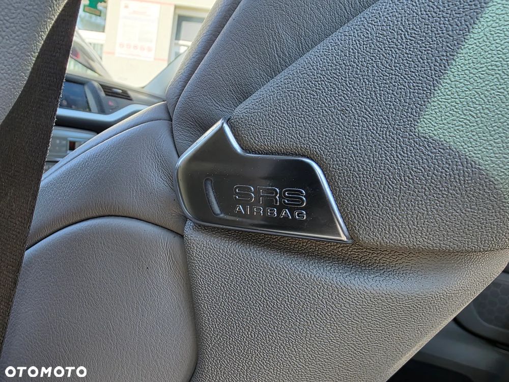 Citroën C5 HDi 200 FAP Exclusive - 23