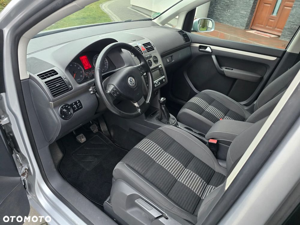 Volkswagen Touran 1.6 United - 10